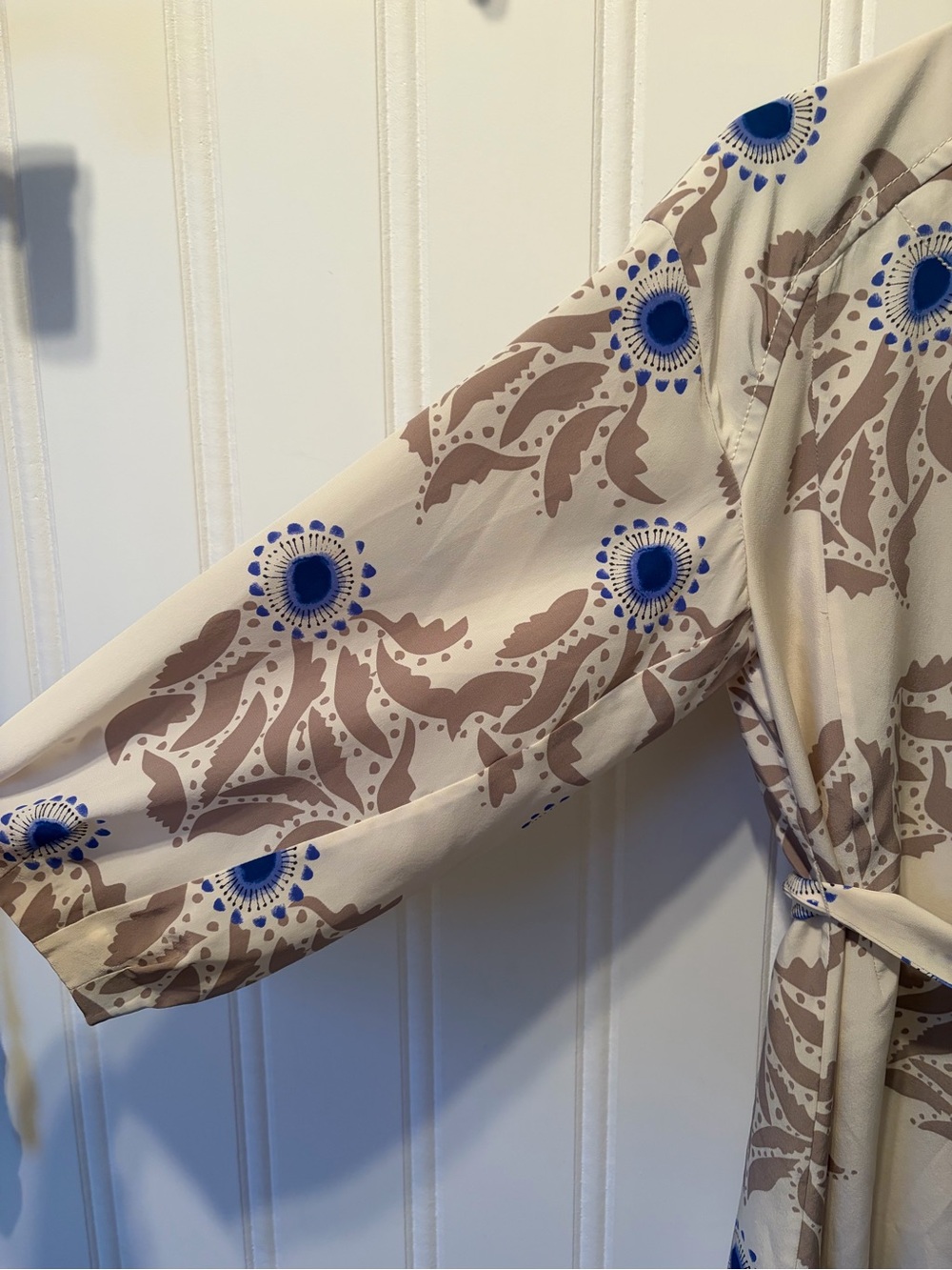Diane Von Furstenberg Julieta Silk Belted Dress Size 8 - Picture 3 of 11